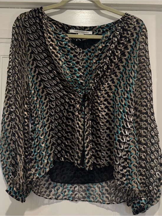 Diane Von Furstenberg Tops - Diane Von Furstenberg Black, Teal & Cream chain link Print Sheer Blouse